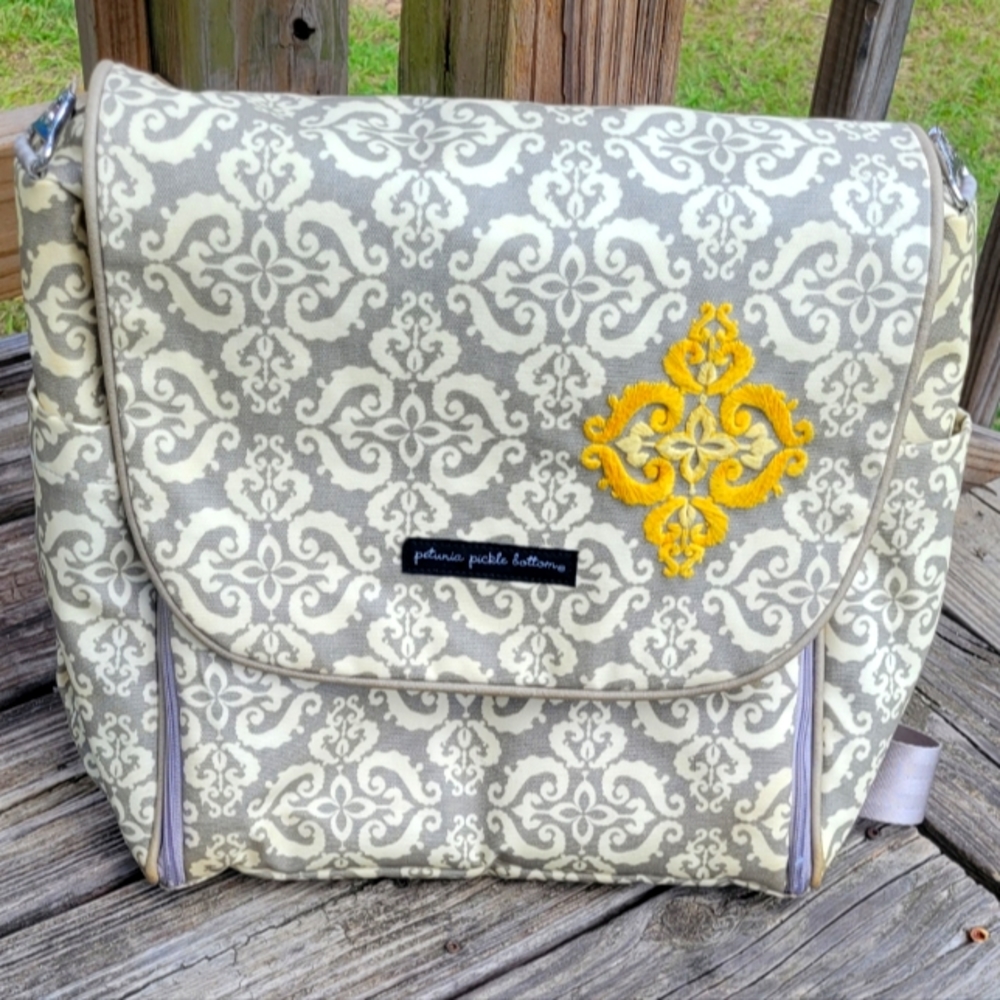 PETUNIA PICKLE BOTTOMS DIAPER BAG 👶 🍼